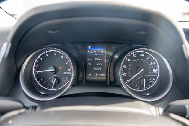 Vehicle image 24 of 36