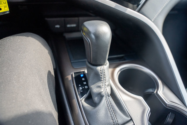 Vehicle image 26 of 36