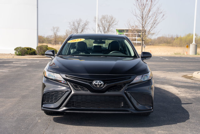 Vehicle image 2 of 36
