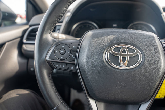 Vehicle image 21 of 36
