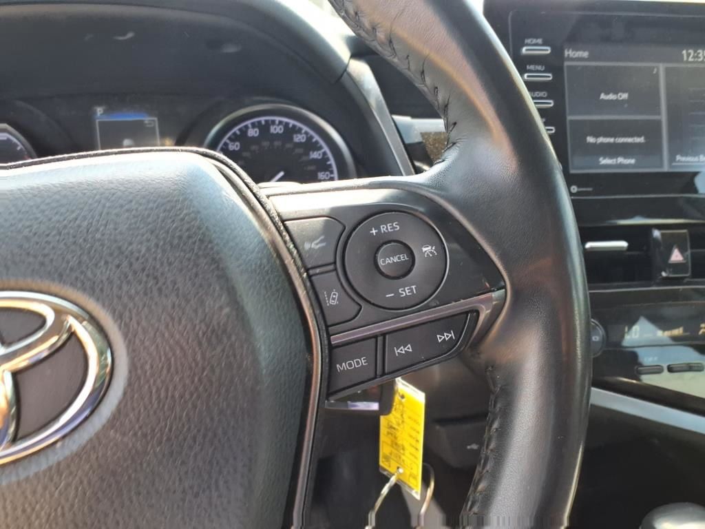 Vehicle image 20 of 28
