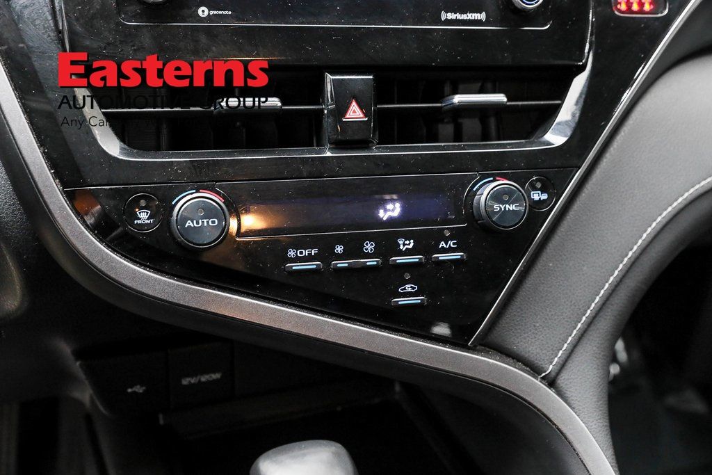 Vehicle image 49 of 61