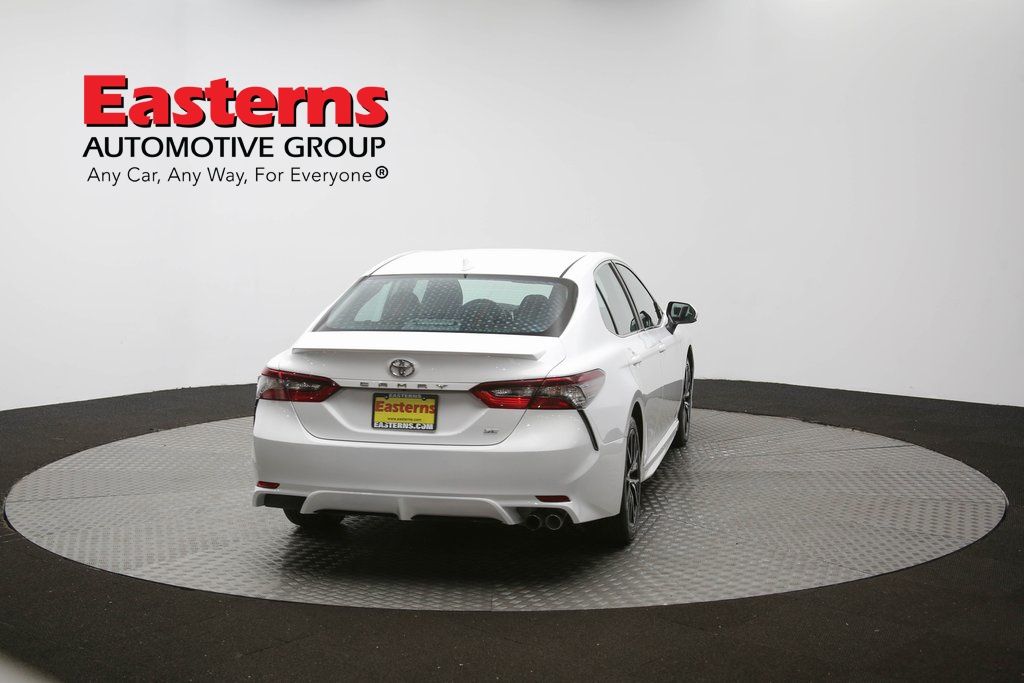 Vehicle image 22 of 61