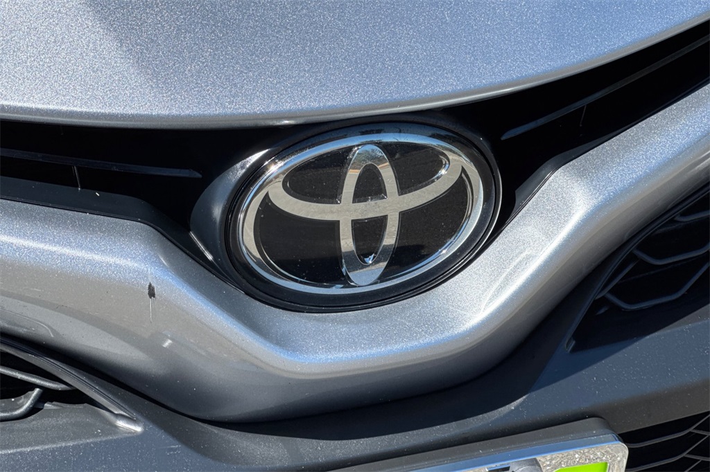 2023 Toyota Camry SE Image 28 of 47