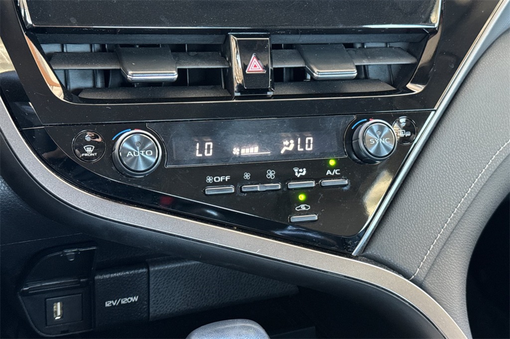 2023 Toyota Camry SE Image 39 of 47