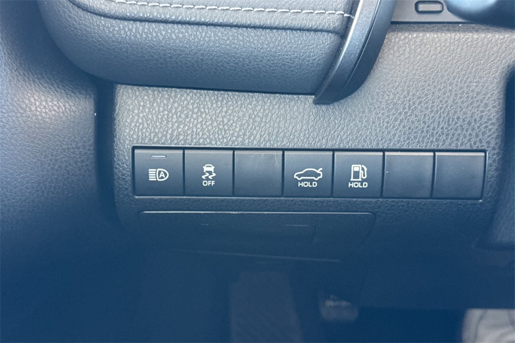 2023 Toyota Camry SE Image 38 of 47