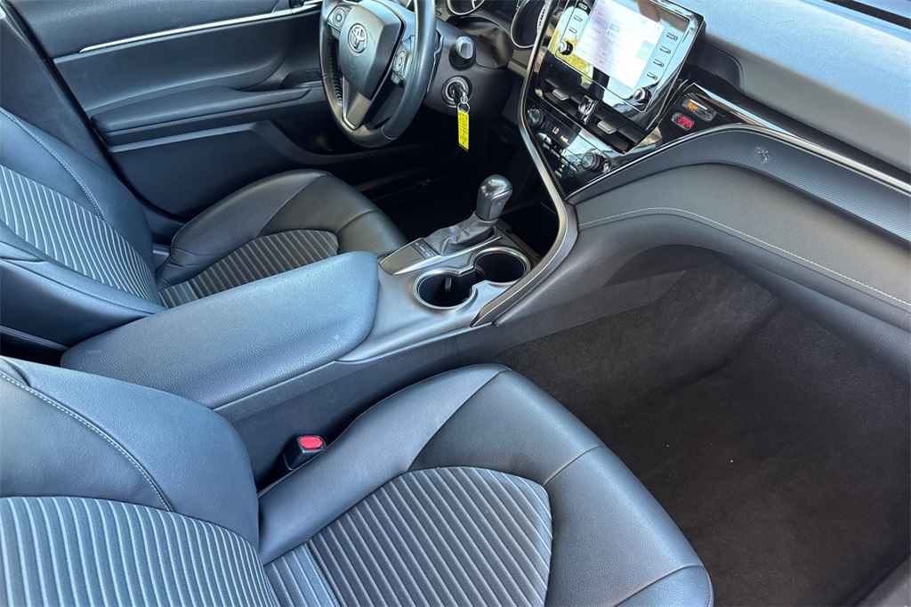 2023 Toyota Camry SE Image 23 of 47