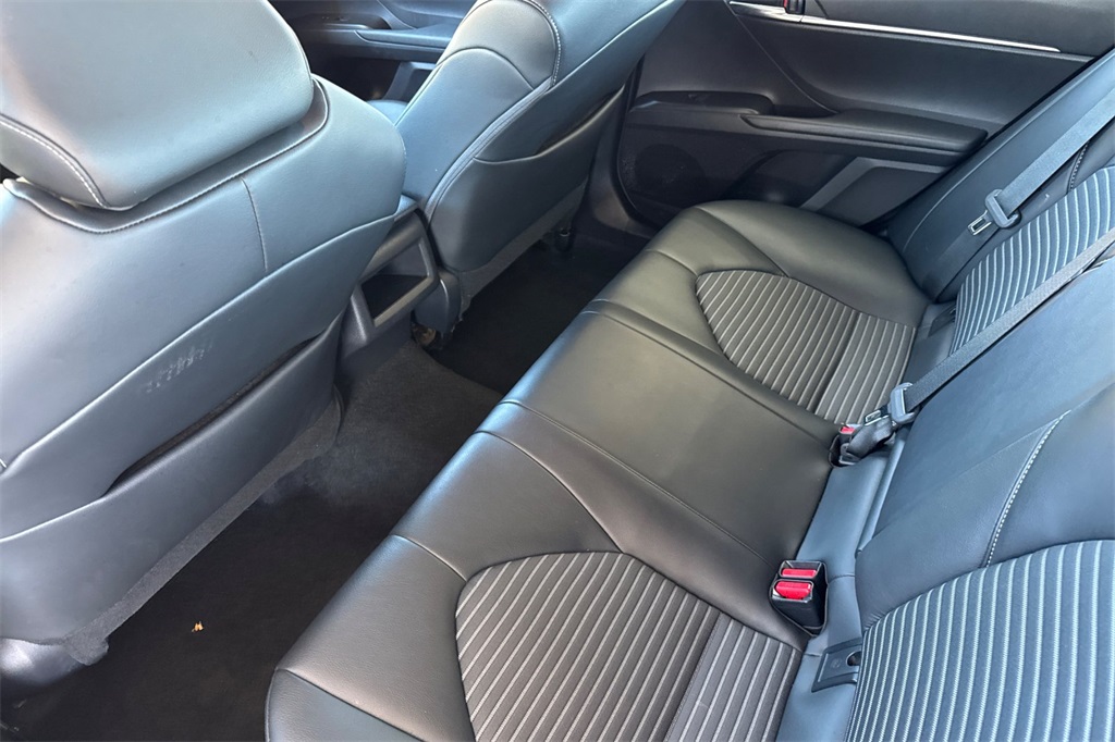 2023 Toyota Camry SE Image 13 of 47