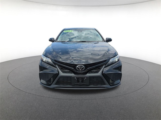 Vehicle image 4 of 31