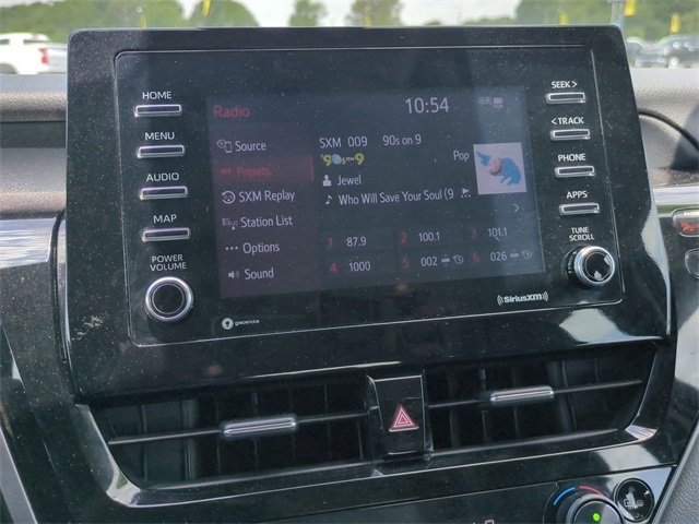 Vehicle image 15 of 31
