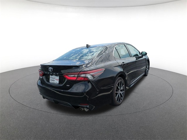 Vehicle image 3 of 31