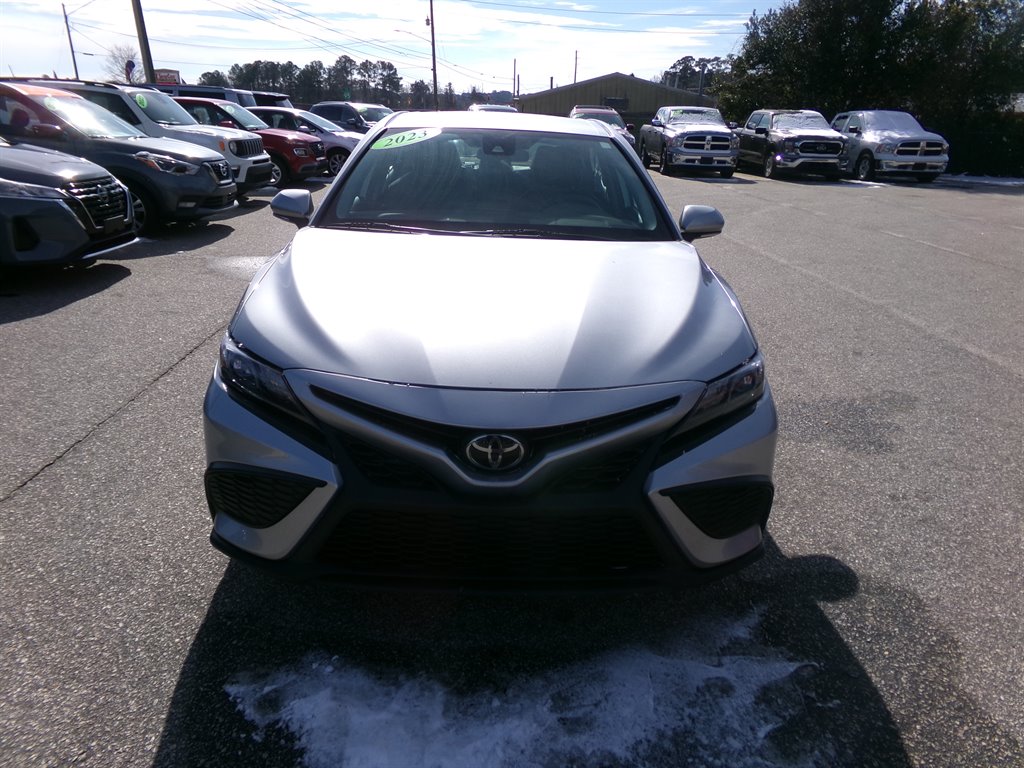 Vehicle image 3 of 41
