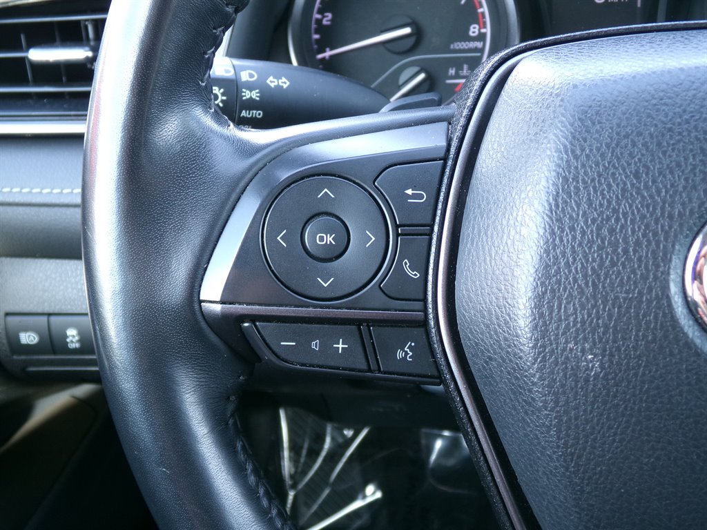 Vehicle image 22 of 41