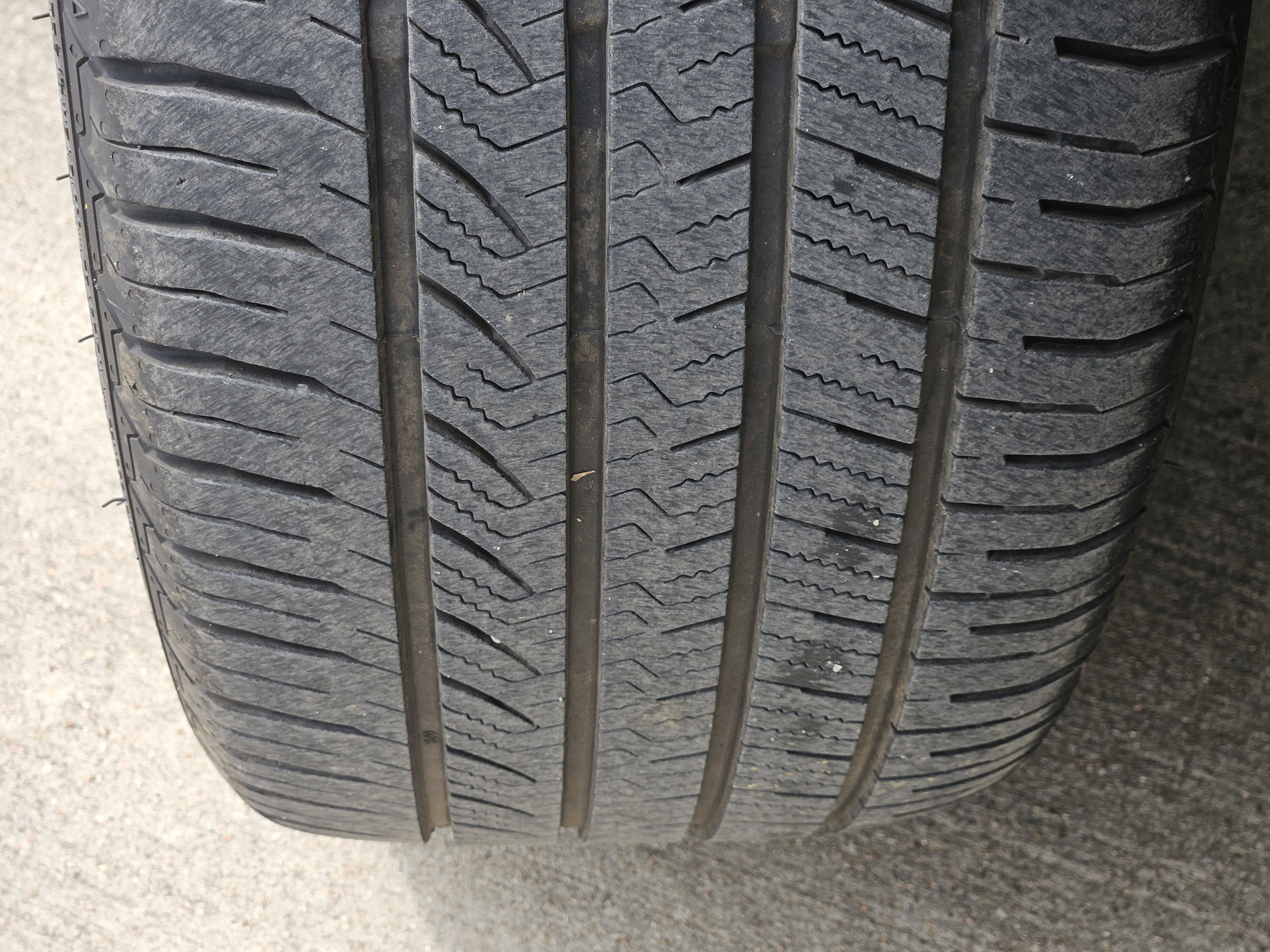 Vehicle image 9 of 24