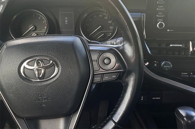 Vehicle image 19 of 32