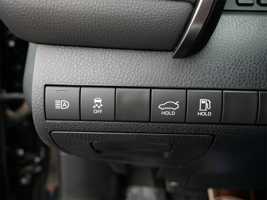 Vehicle image 28 of 28