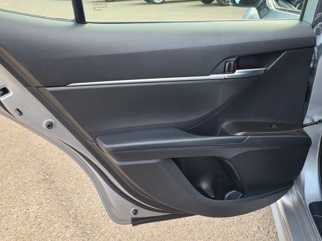 2023 Toyota Camry SE Image 28 of 37