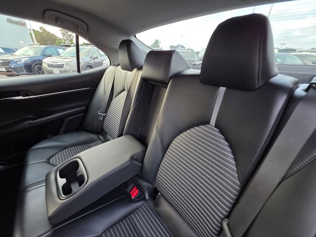 2023 Toyota Camry SE Image 10 of 37