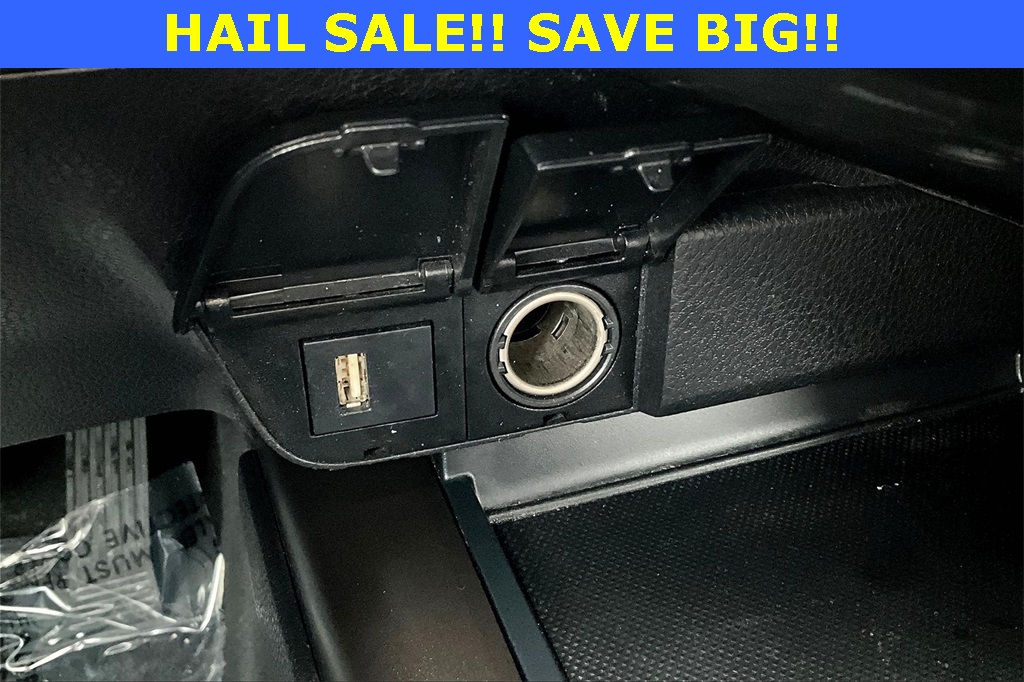 Vehicle image 24 of 35