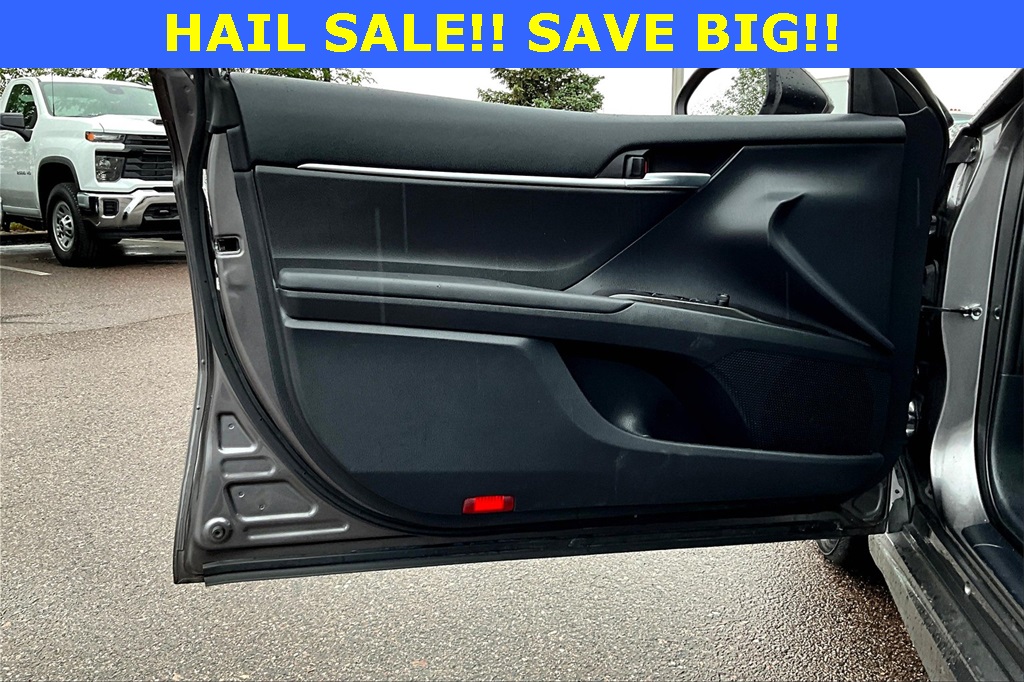 Vehicle image 22 of 35