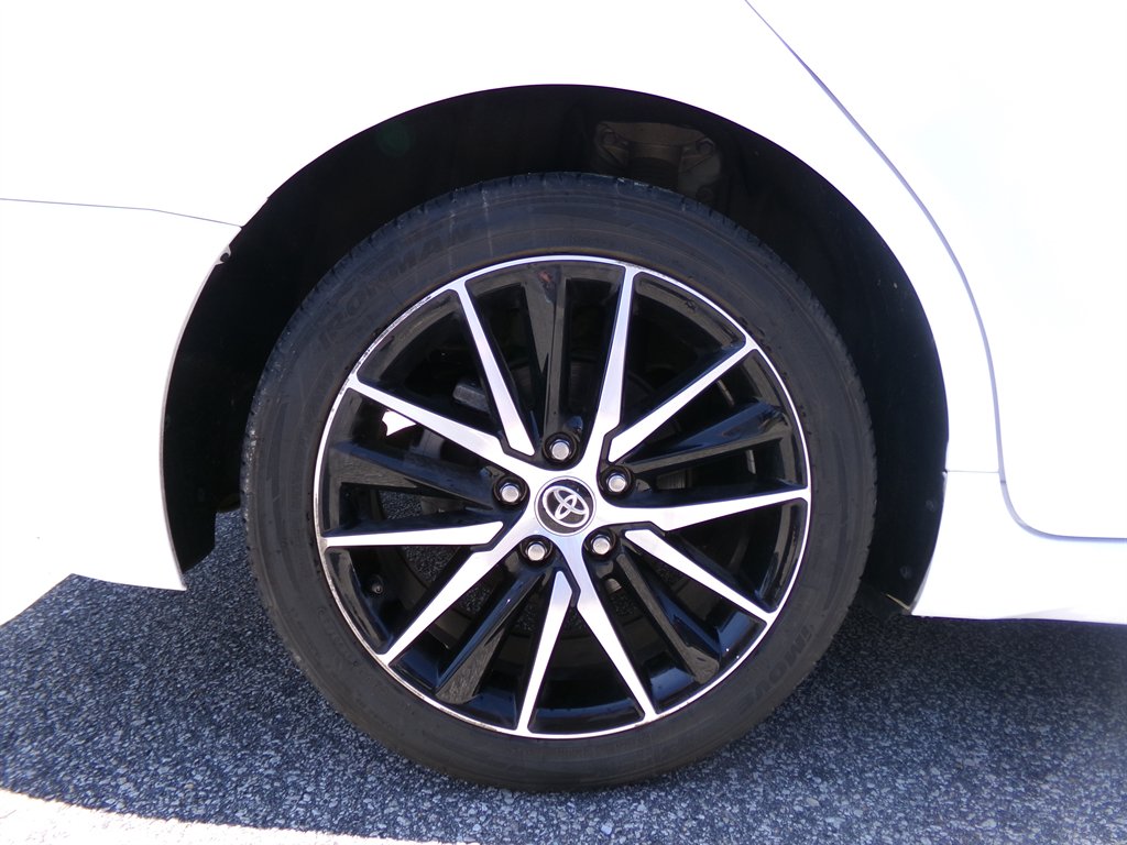 Vehicle image 36 of 39