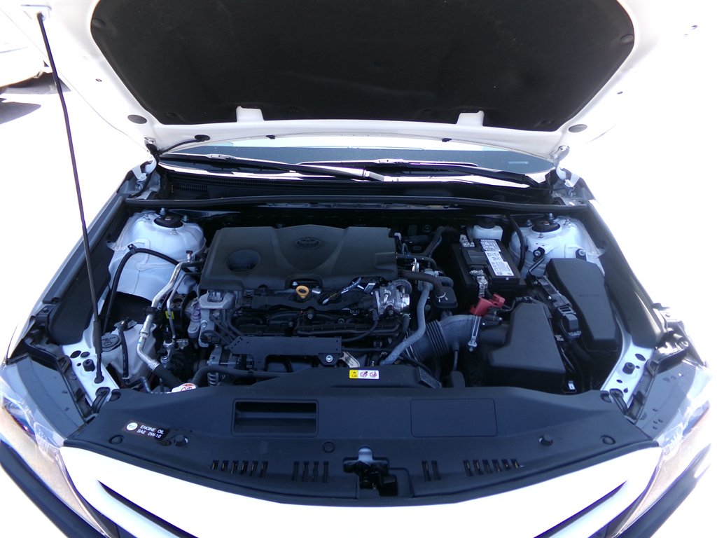 Vehicle image 37 of 39
