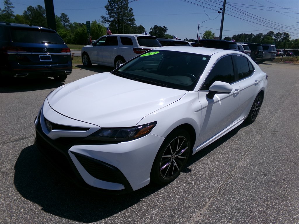 Vehicle image 1 of 39