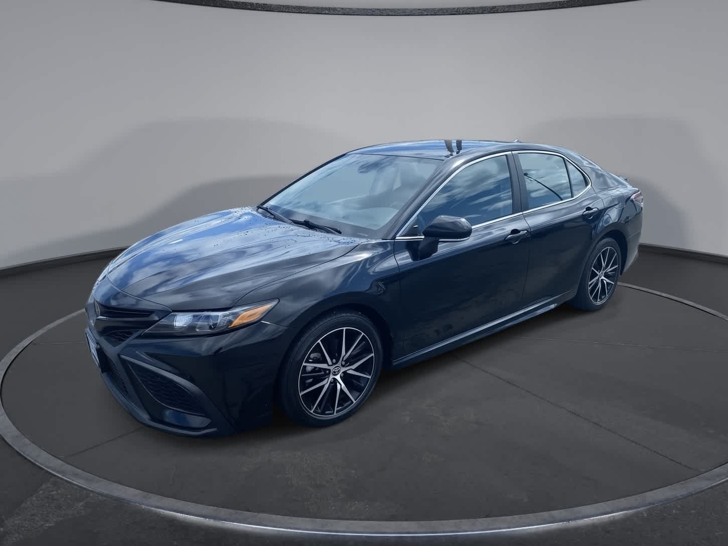 Vehicle image 1 of 24
