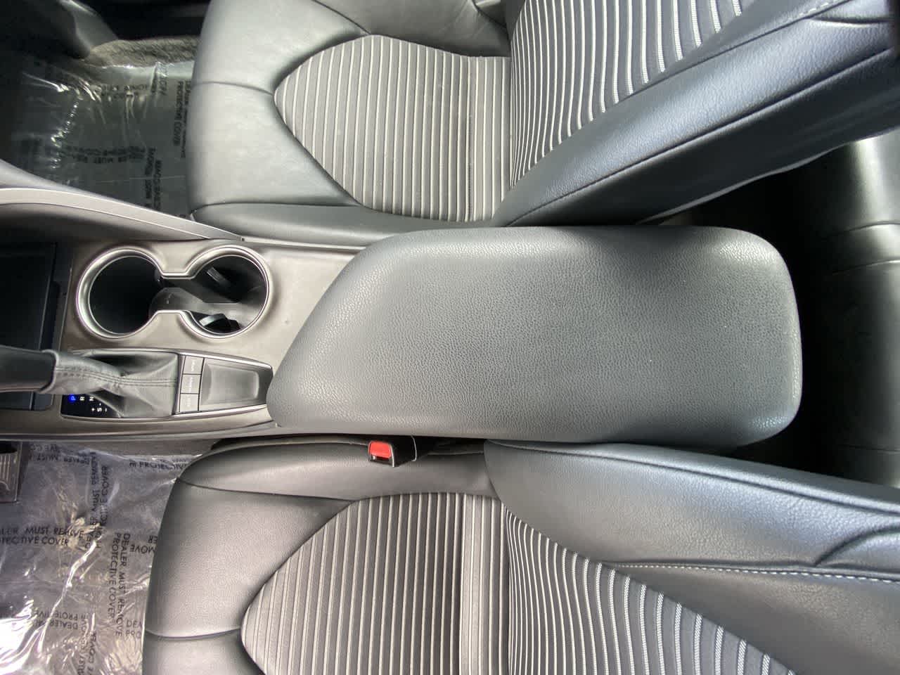 Vehicle image 20 of 24