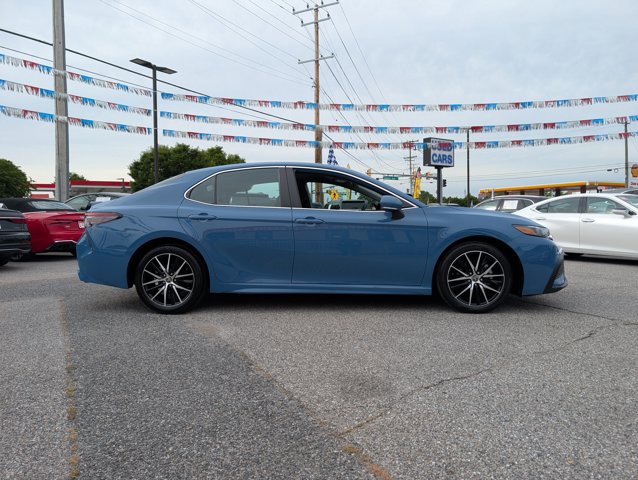 Vehicle image 5 of 26