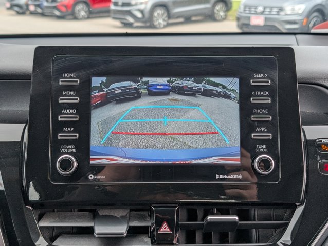 Vehicle image 25 of 26