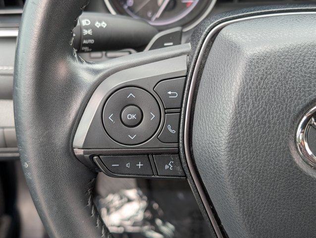 Vehicle image 20 of 26