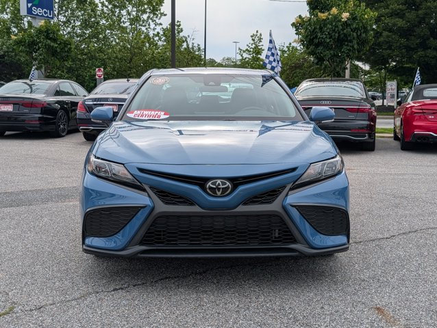 Vehicle image 2 of 26