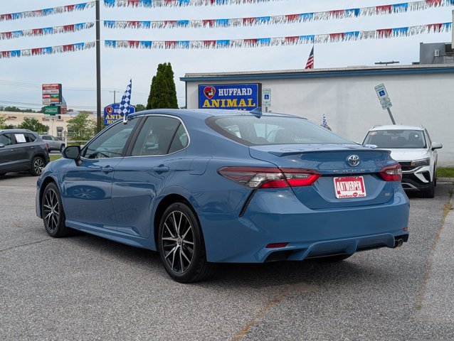 Vehicle image 8 of 26