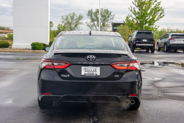 Vehicle image 8 of 37