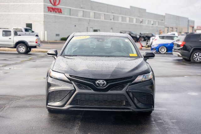 Vehicle image 2 of 37