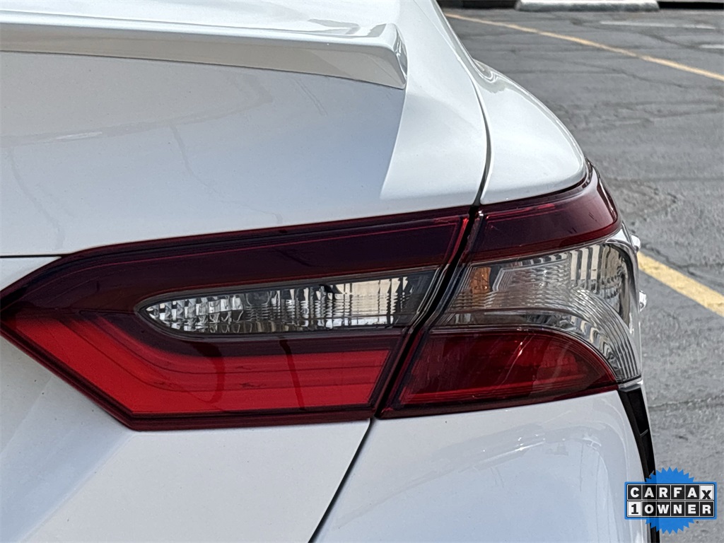 Vehicle image 6 of 25