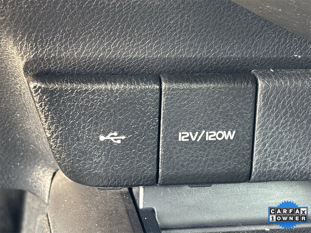 Vehicle image 15 of 25