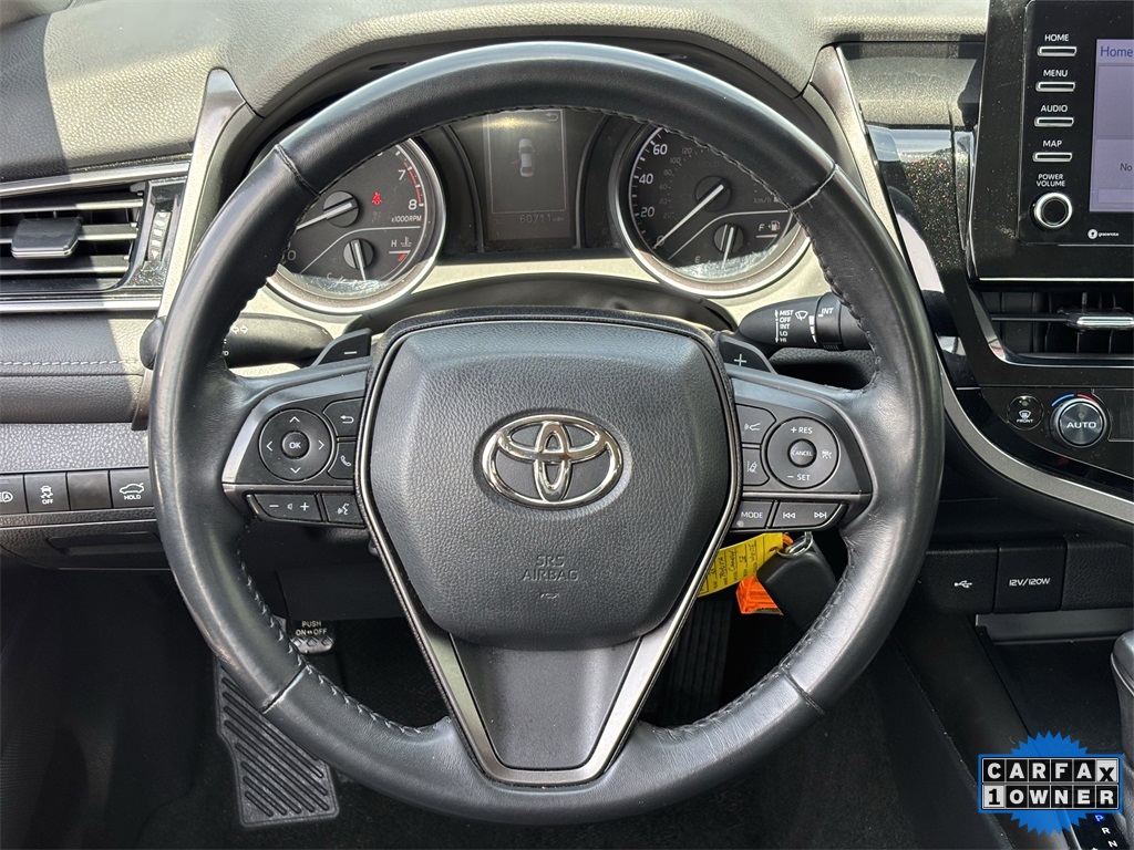 Vehicle image 10 of 25