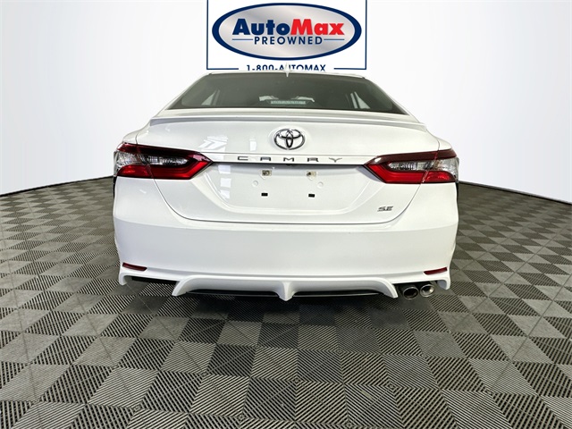 Vehicle image 5 of 28