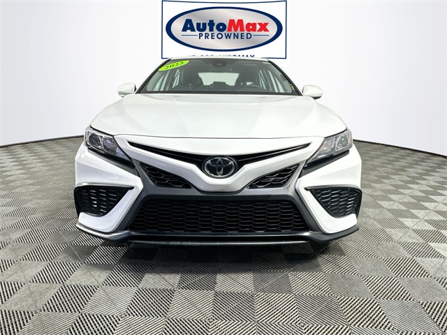 Vehicle image 4 of 28