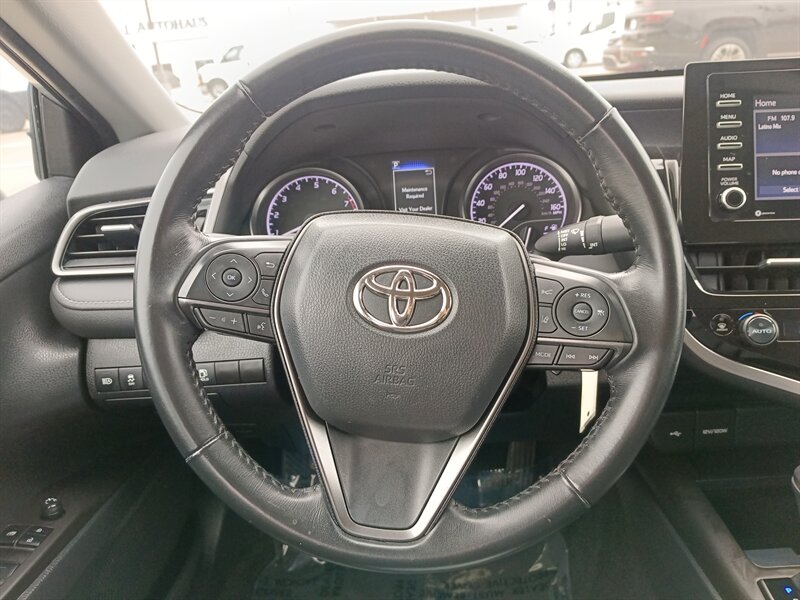 Vehicle image 26 of 31