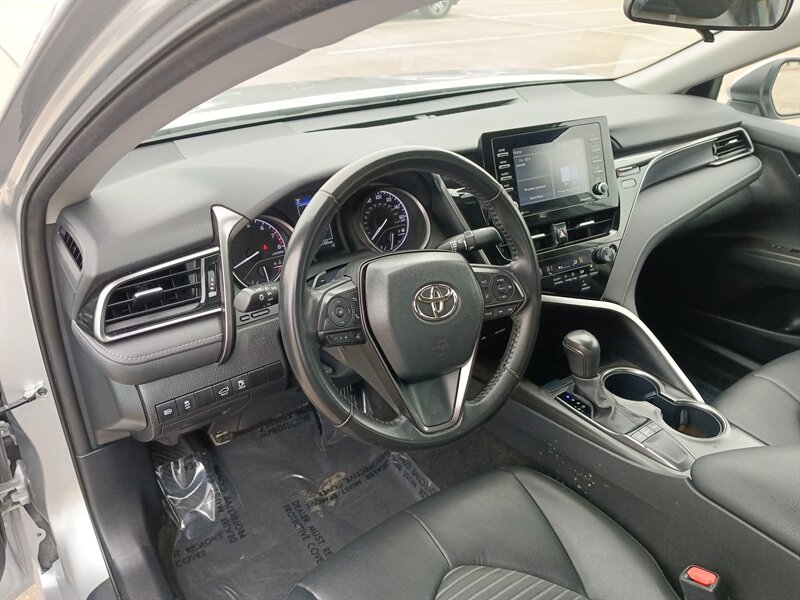 Vehicle image 22 of 31