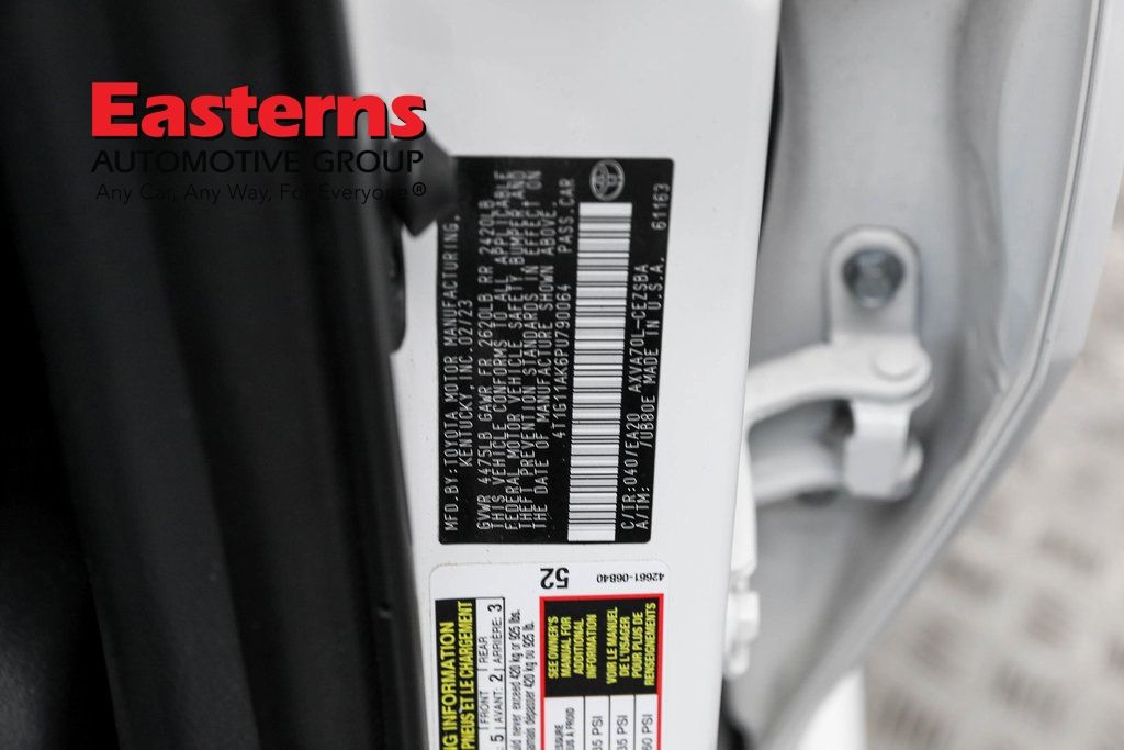 Vehicle image 60 of 61