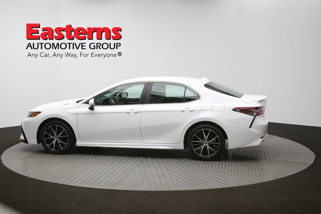 Vehicle image 35 of 61