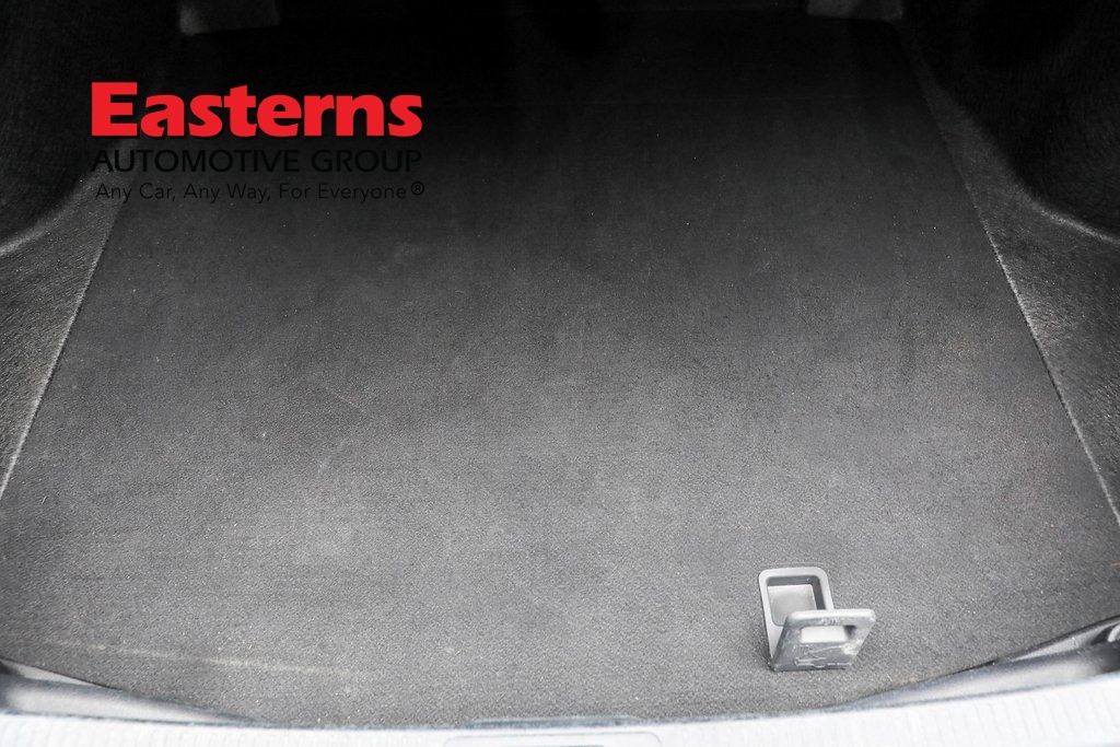 Vehicle image 39 of 61
