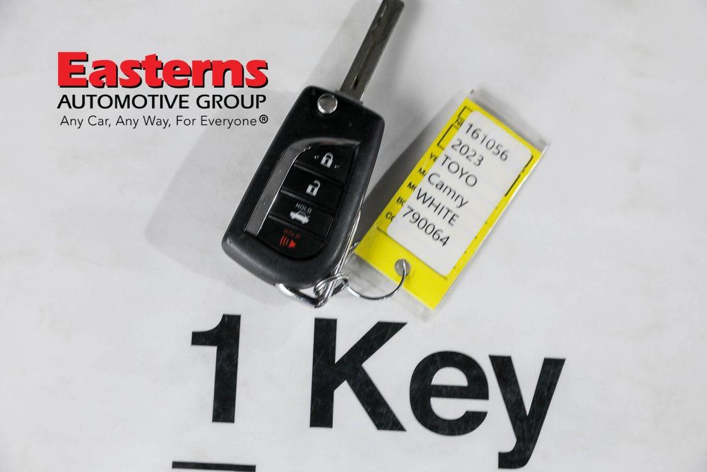 Vehicle image 51 of 61