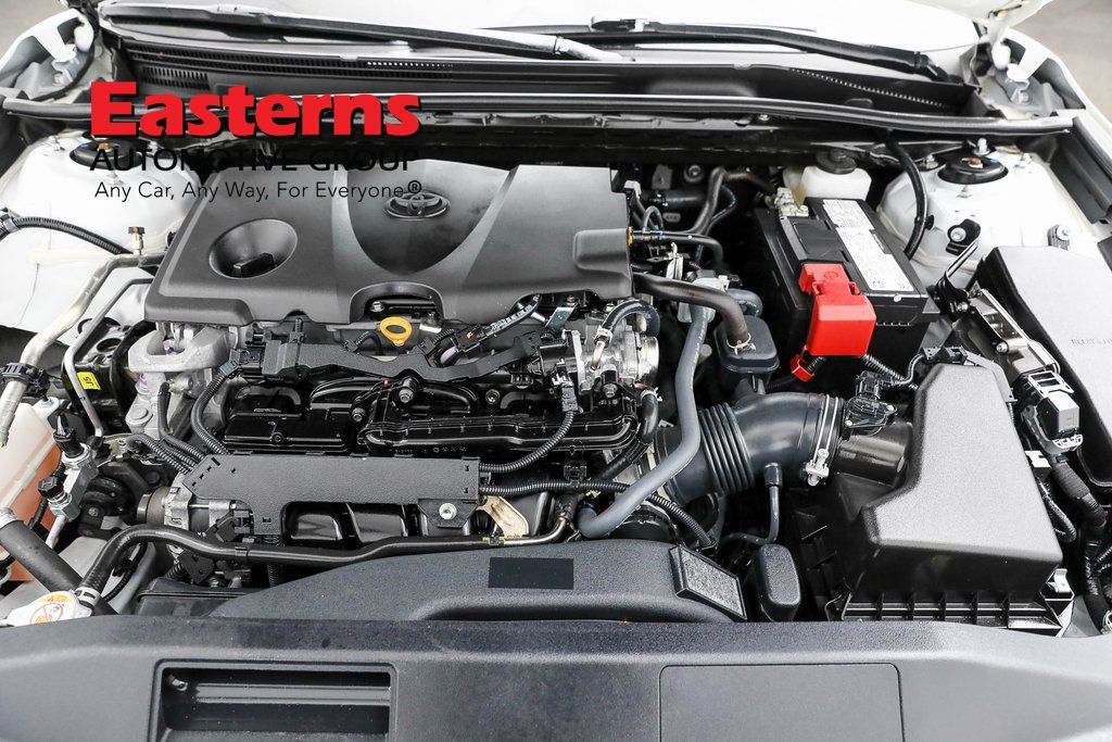 Vehicle image 37 of 61