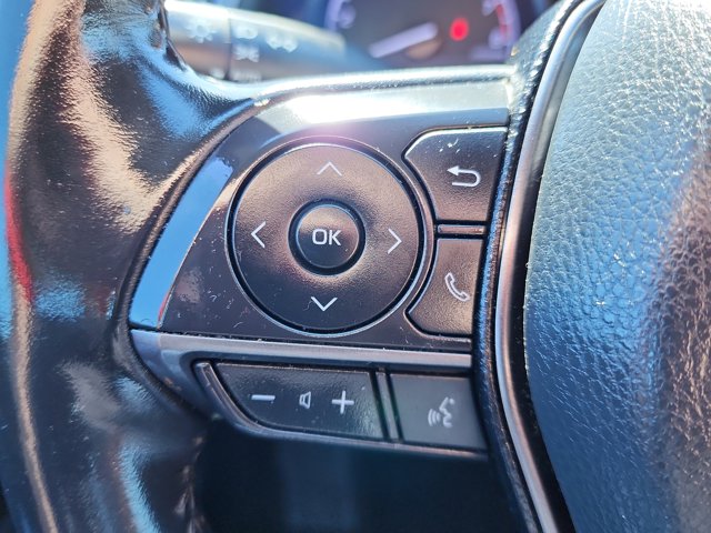 Vehicle image 19 of 25