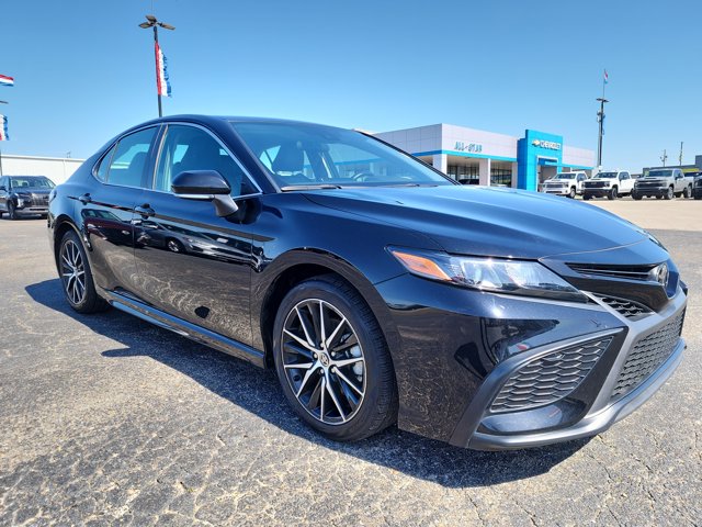 Vehicle image 5 of 25
